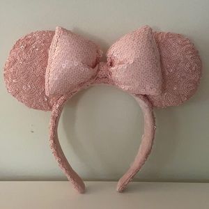Disney Parks Millennial Pink Minnie Ears, EUC